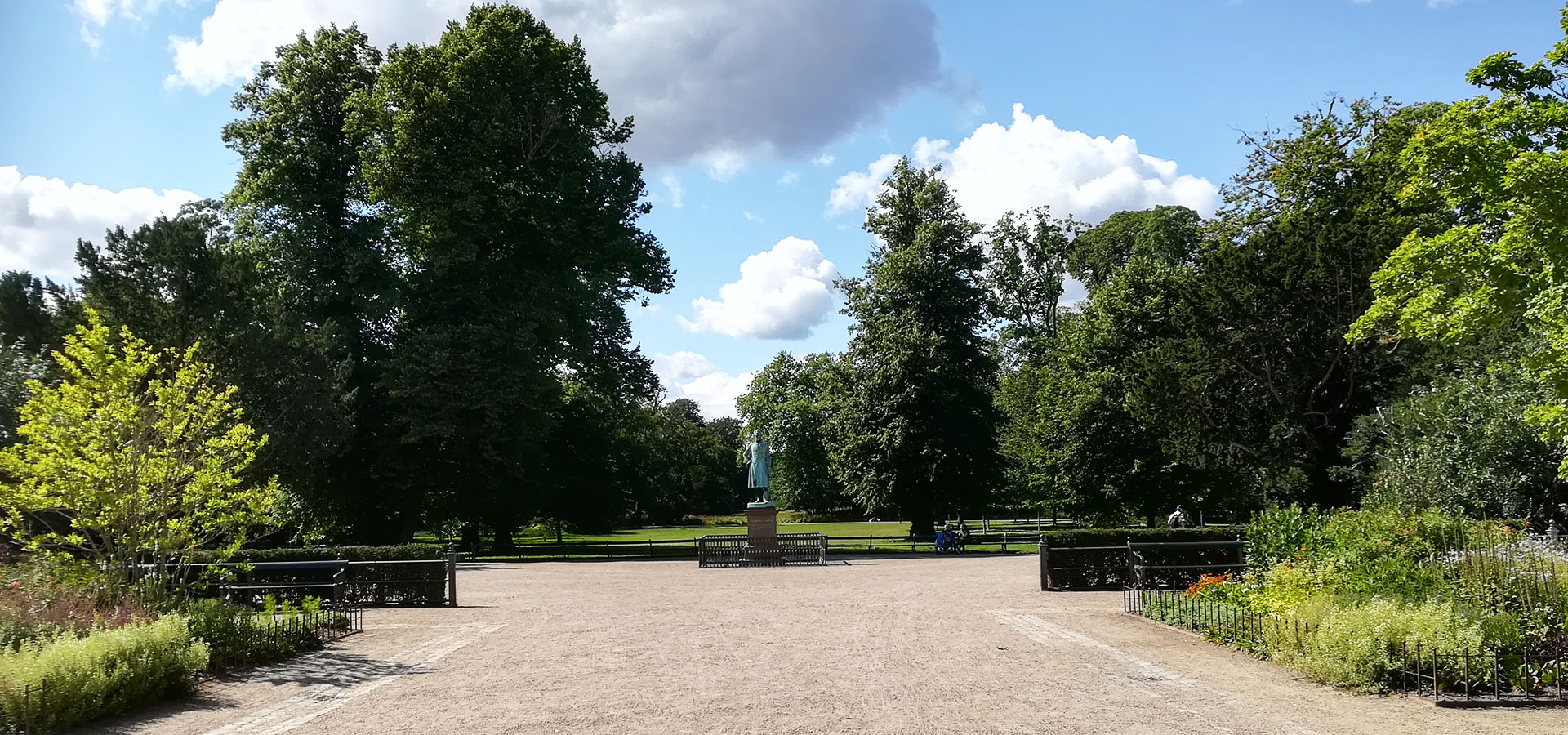 Frederiksberg Have, Havehjælp